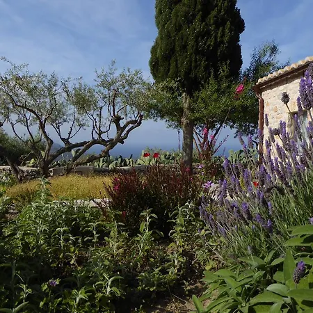 Antares Mani Areópolisz