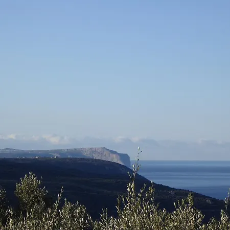 Antares Mani Apartment *