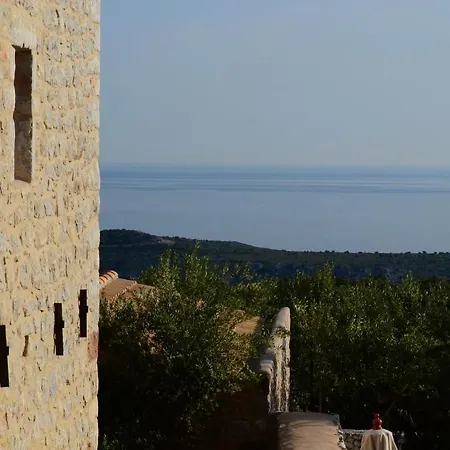 Antares Mani Areópolisz