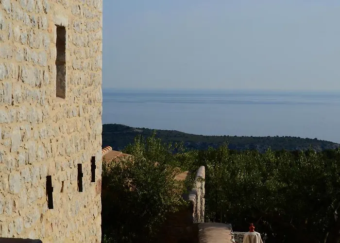 Antares Mani Αρεόπολις